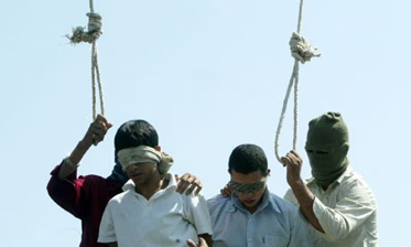 اعدام علنی نوجوانان ایرانی محمود عسگری و عیاض مرهونی در مشهد